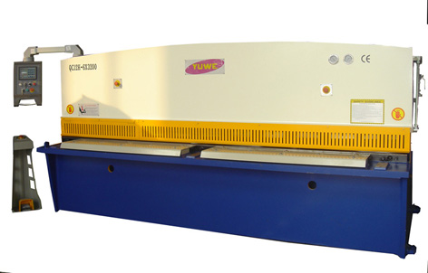 QC12k-6X3200 CNC Shearing machine